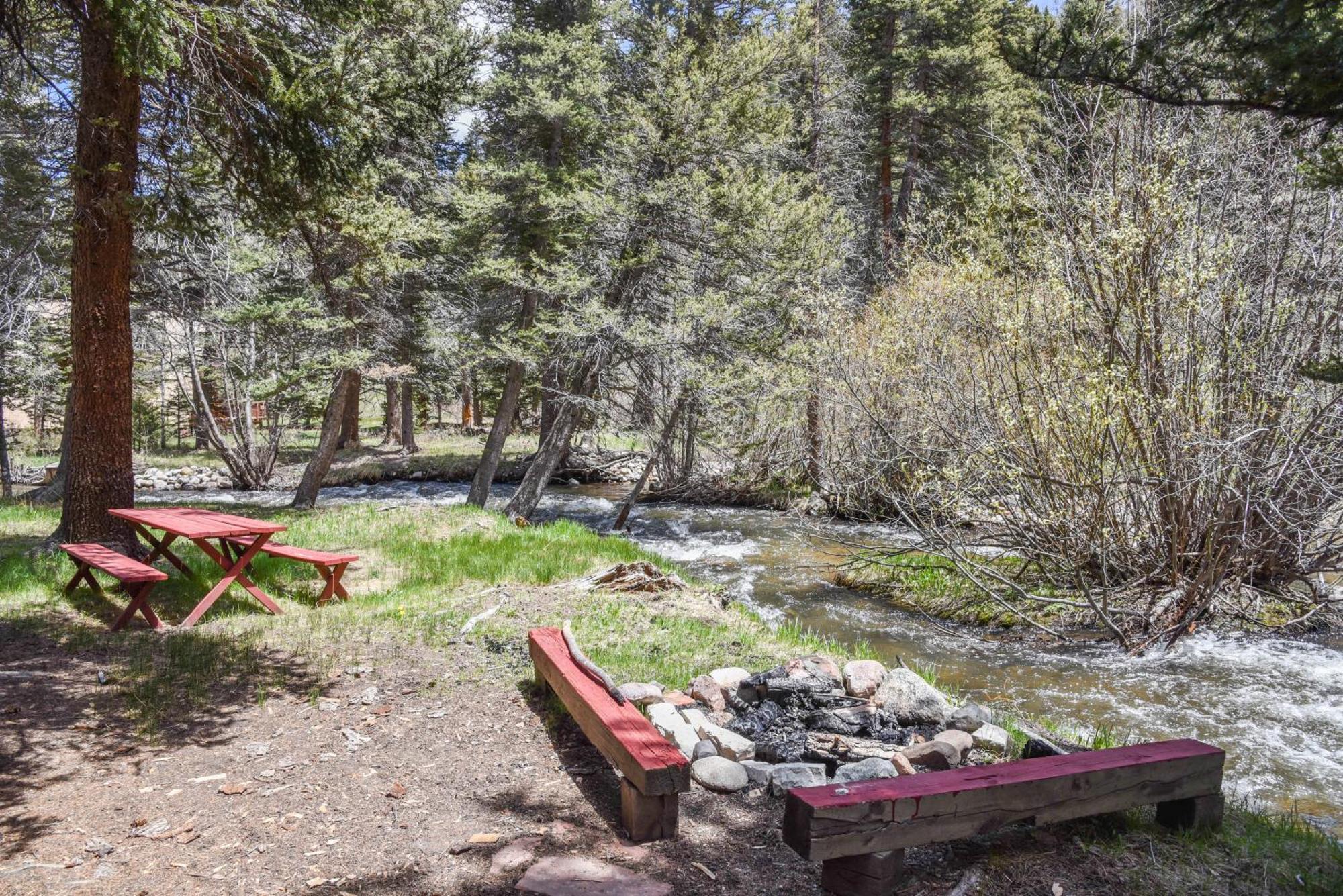 Bear Bait Cabin In Upper Valley With High Speed Wifi Red River Buitenkant foto