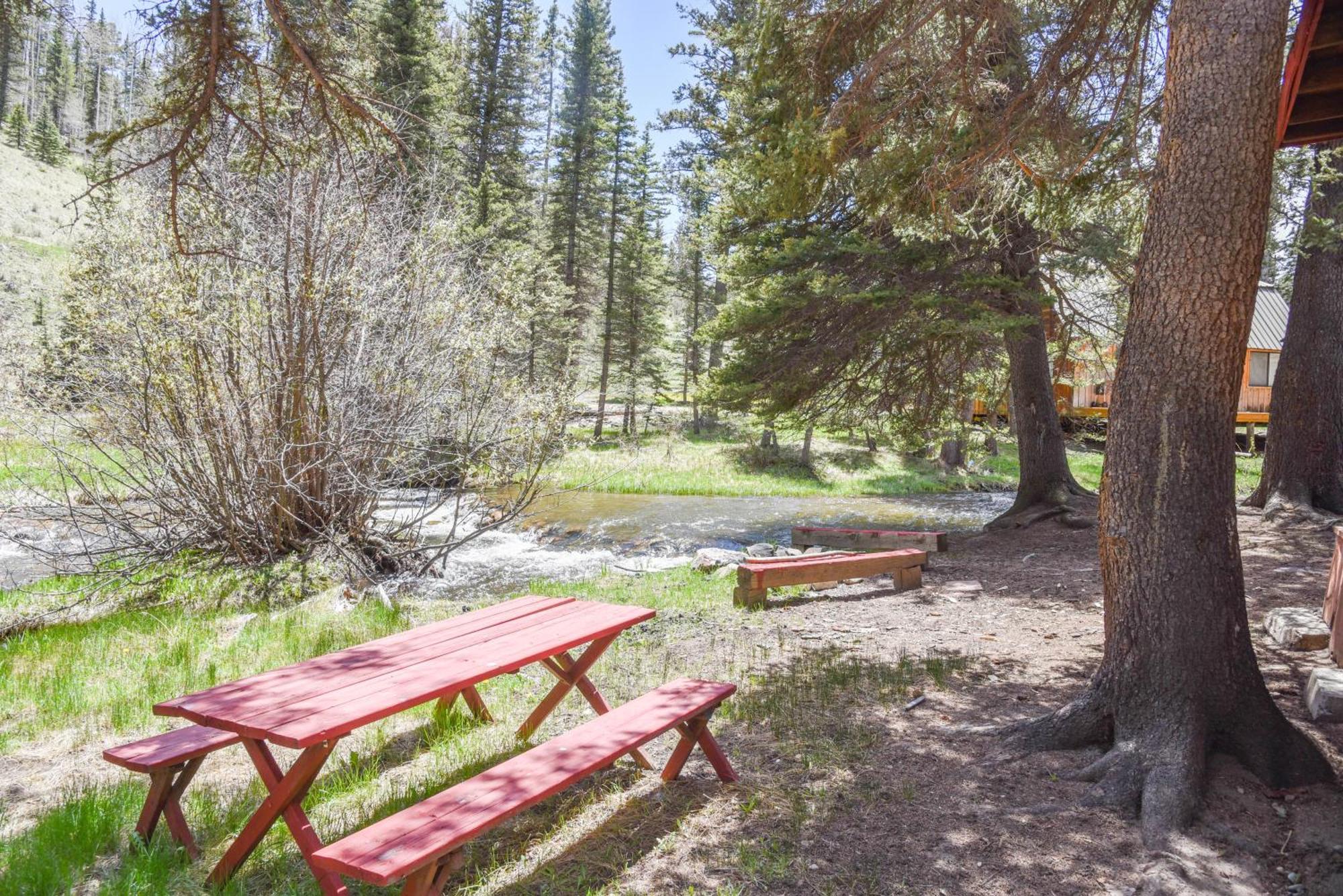 Bear Bait Cabin In Upper Valley With High Speed Wifi Red River Buitenkant foto